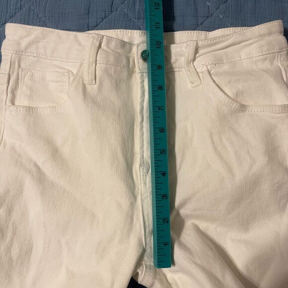 Risen White Jeans size 9 - Picture 3 of 8